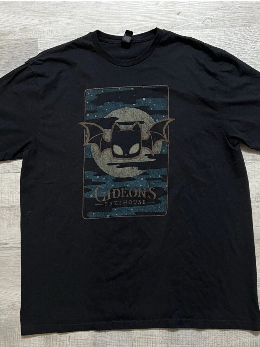Gideon's Bakehouse Disney Adult XL Black Bat Moon Graphic Shirt EUC